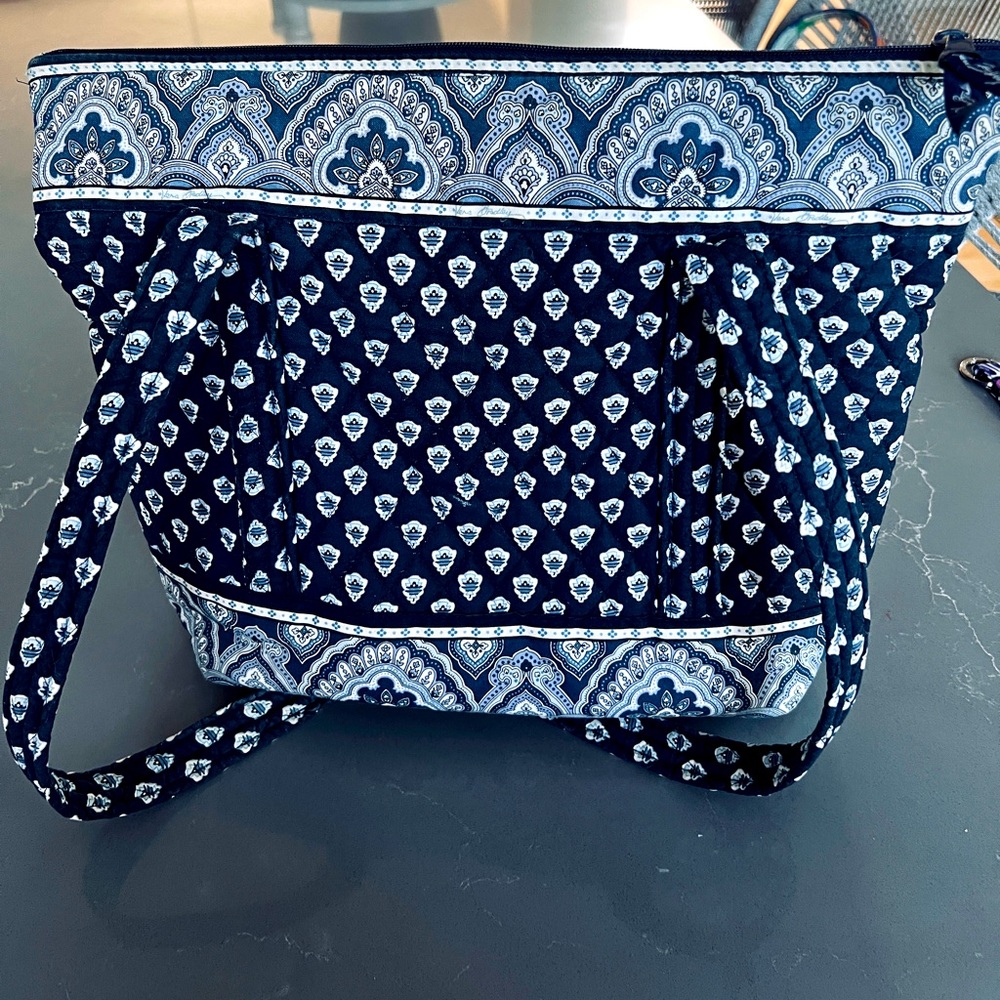 Vera Bradley blue zip top bag